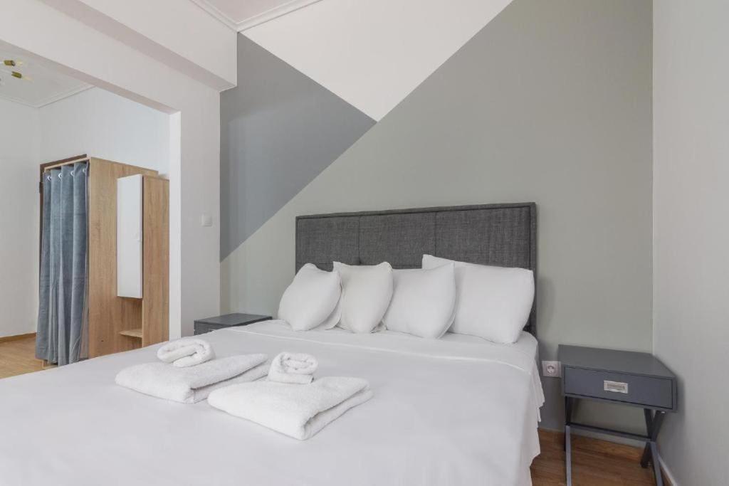 Fully Renovated 1 Bedroom Condo Atény Exteriér fotografie