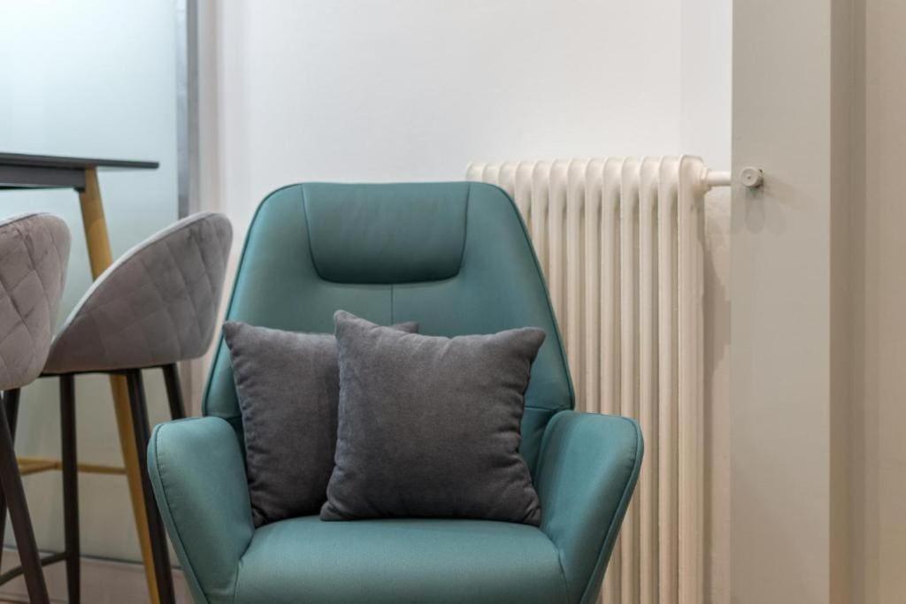 Fully Renovated 1 Bedroom Condo Atény Exteriér fotografie